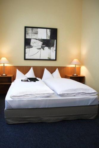Amarillo Hotel Velten Oda fotoğraf